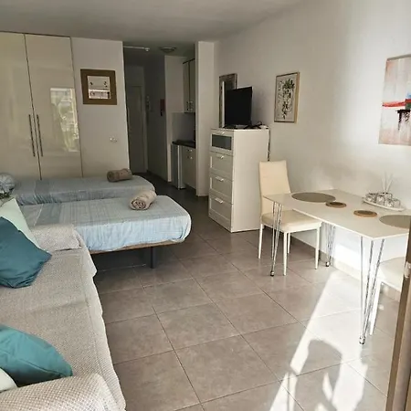 Castle Harbour Studio Pool View * Los Cristianos (Tenerife)