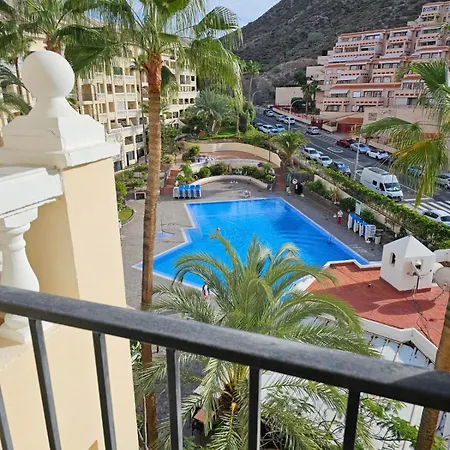 Castle Harbour Studio Pool View Apartmán Los Cristianos (Tenerife)